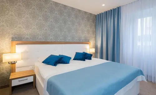 Hotel Corner, Room