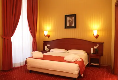 Augusta Lucilla Palace, Room