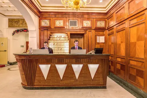 Augusta Lucilla Palace, Reception