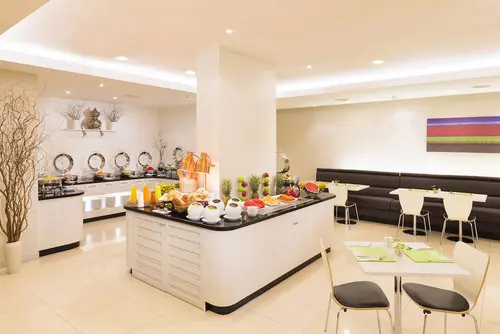 ibis Bangkok Sathorn, Restaurant