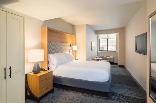 Holiday Inn New York City - Wall Street by IHG, Room