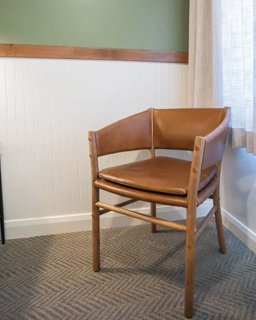 Pioneer Lodge, Room