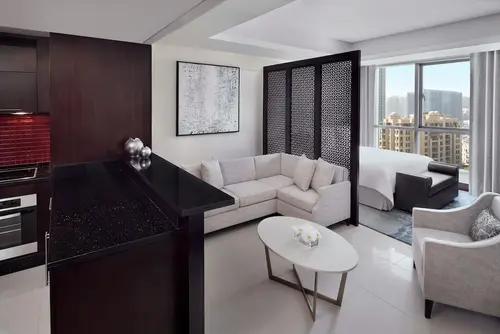 Address Downtown, Room