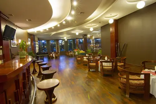 Pacific Hotel & Spa, Lobby lounge