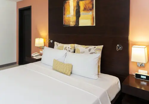 Fairways and Bluewater Boracay, Room