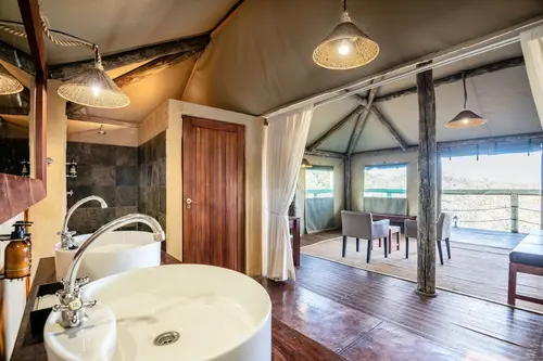 Eagle Tented Lodge & Spa Etosha, Living area