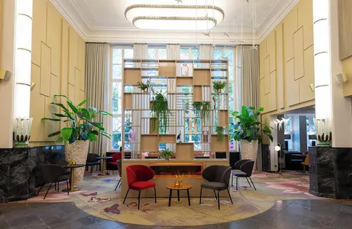Leonardo Royal Hotel Berlin Alexanderplatz, Lobby