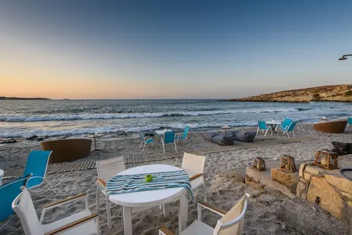 Alia Beach Hotel, Primary image