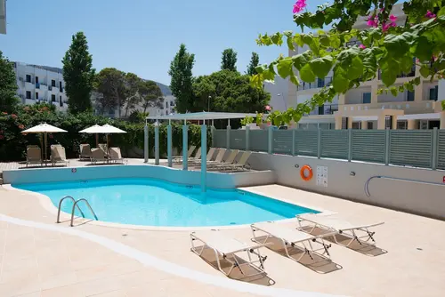 Alia Beach Hotel, Pool