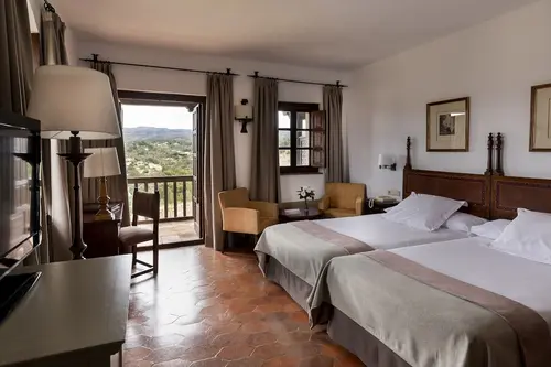 Parador de Tortosa, Room
