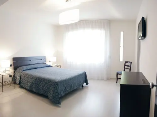 Hotel Sorriso, Room