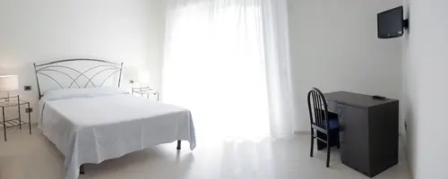 Hotel Sorriso, Room