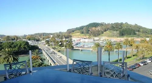 Emerald Hotel, Primary image