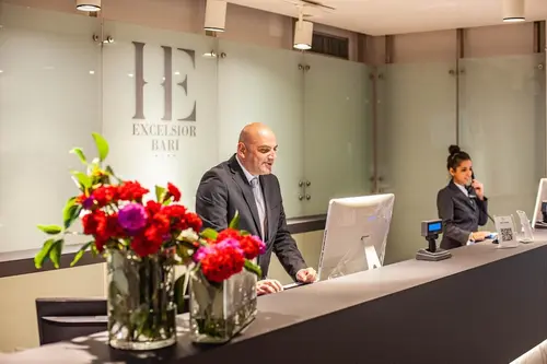 Hotel Excelsior Bari, Lobby