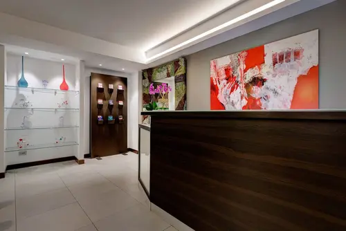 Hotel Rinascimento, Reception