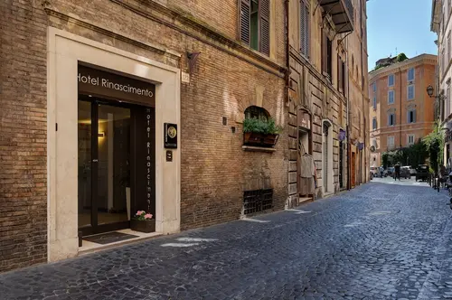 Hotel Rinascimento, Property entrance