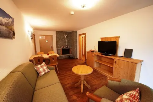 Hotel Bristol, Room