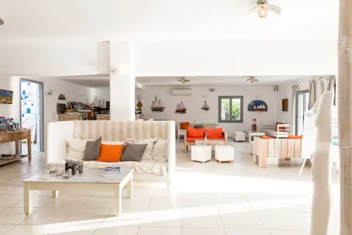 Paros Bay Hotel, Check-in/check-out kiosk