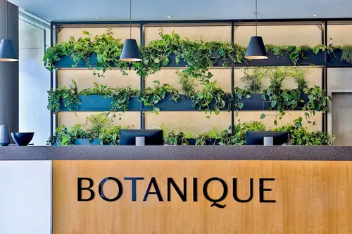 Botanique Hotel Prague, Reception