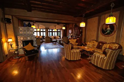 Atlas Grand Hotel, Lobby lounge