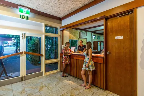 Hotel Kununurra, Reception
