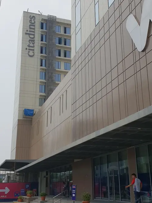 Citadines Bay City Manila, Exterior