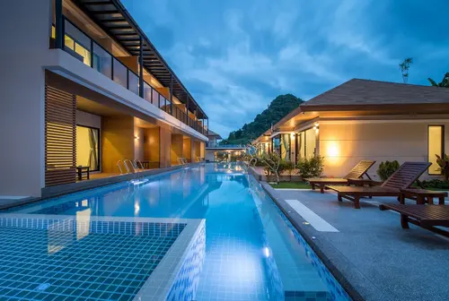 Chermantra Aonang Resort and Pool Suite, Living area