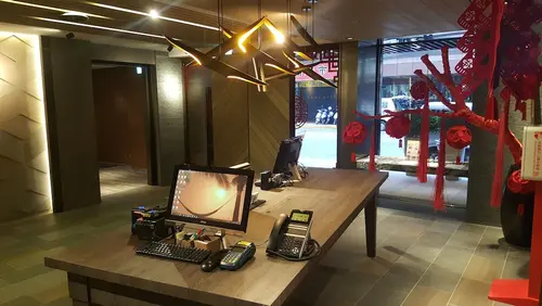 City Suites - Main Station, Reception