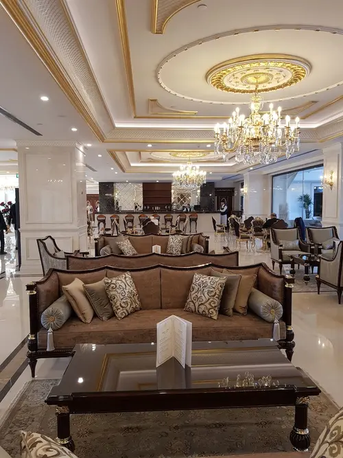 Ottoman's Life Hotel Deluxe, Lobby lounge