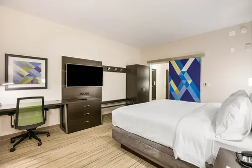 Holiday Inn Express & Suites Jacksonville - Town Center by IHG, Room