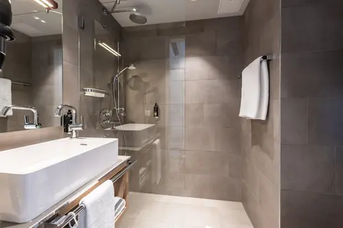 Premier Inn Heidelberg City Bahnstadt, Bathroom