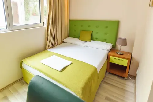 Garden40, Room