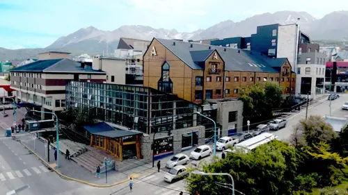Albatros Hotel, Primary image