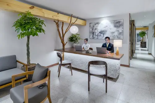 Silverland Min Hotel, Lobby