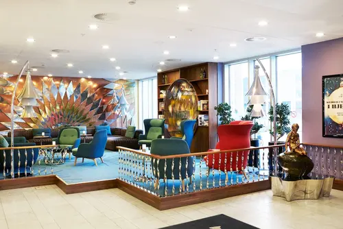 Tivoli Hotel, Lobby