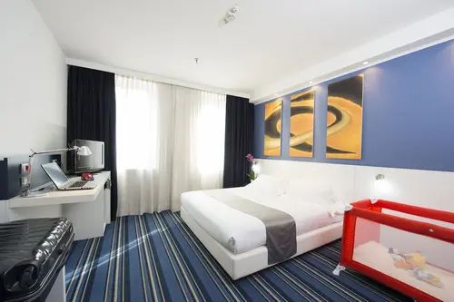 NEO Hotel, Room