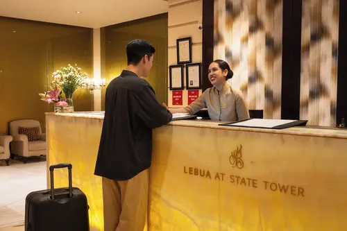 Tower Club at lebua, Reception