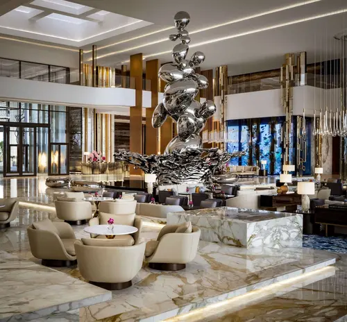 Atlantis The Royal, Lobby