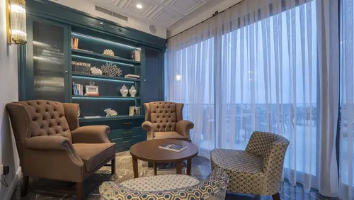 Vivid Blue Serenity Resort, Lobby sitting area