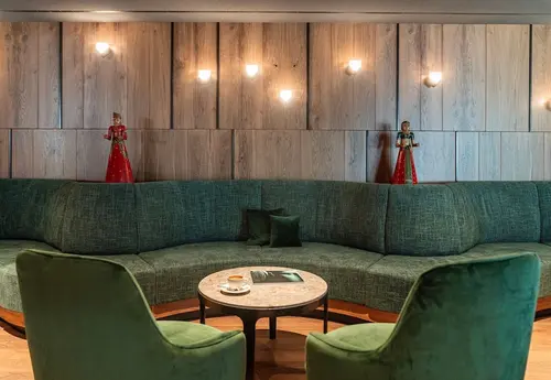 Hotel Antares, 