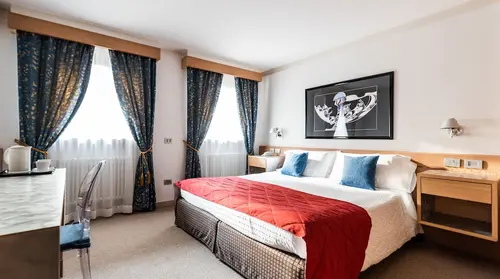 Hotel Antares, 