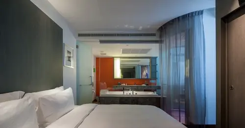 LiT BANGKOK Hotel, Room