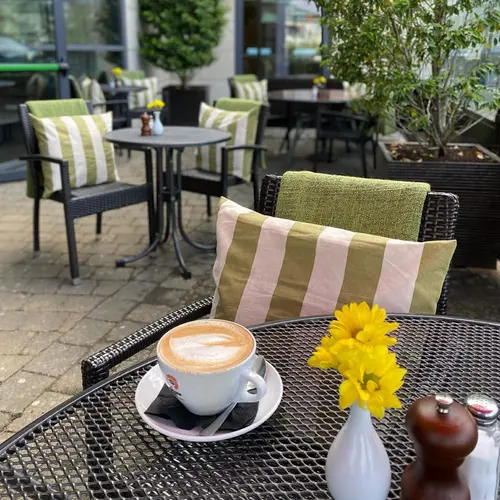 The Manor West Hotel & Leisure Club, Terrace/patio