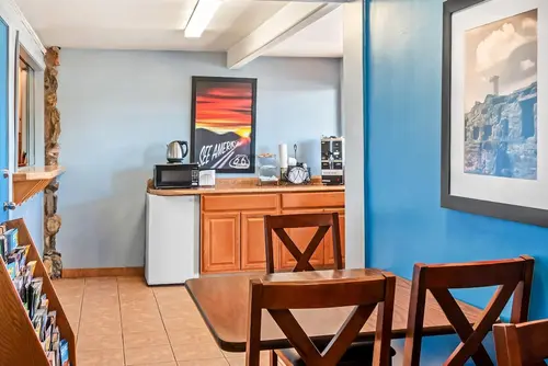 Travelodge by Wyndham Las Vegas NM, Lobby