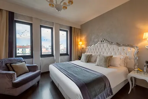 Carnival Palace Hotel, Room