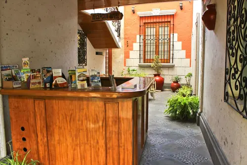Hostal Villa Sillar, Reception