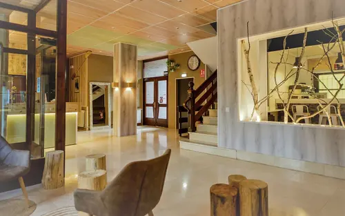 Pey Resort, Lobby sitting area