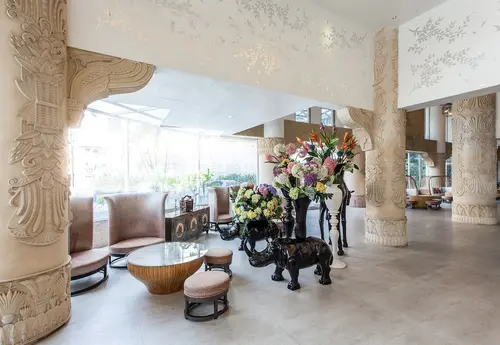 Patong Heritage, Lobby sitting area