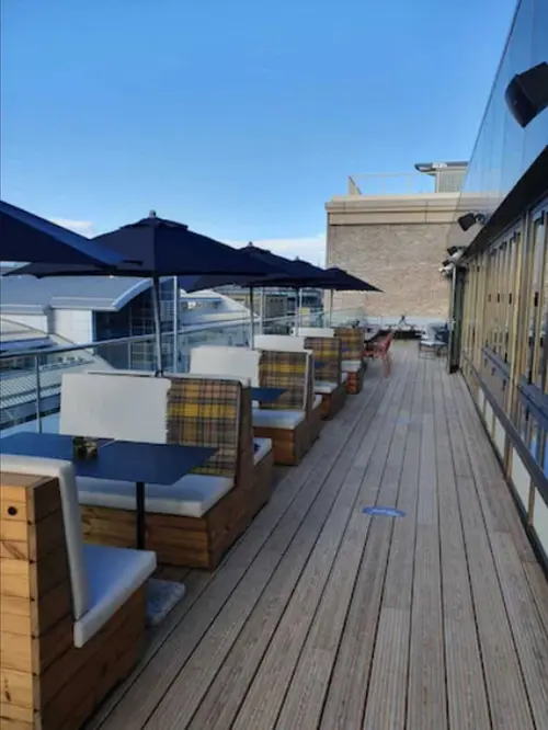 Moxy Edinburgh Fountainbridge, Rooftop terrace