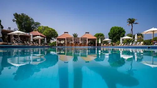 Umm Al Quwain Beach Hotel, Pool